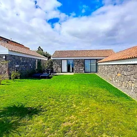 מלון Patio 4*